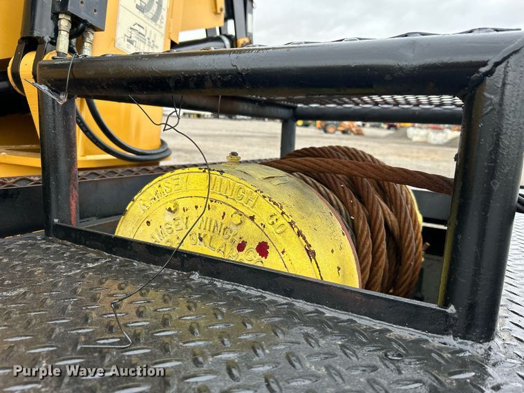 image for item OM9231 1995 Chevrolet  Kodiak  crane truck