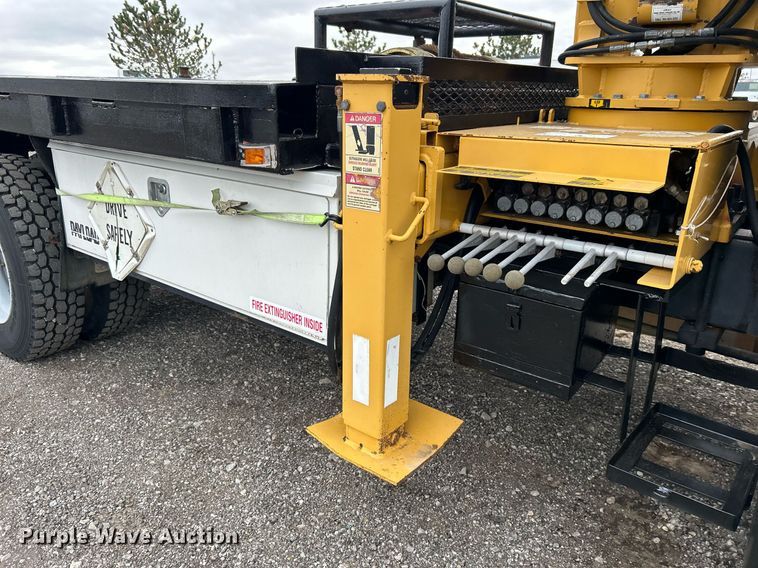 image for item OM9231 1995 Chevrolet  Kodiak  crane truck