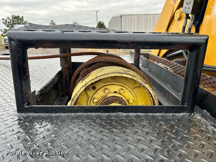 image for item OM9231 1995 Chevrolet  Kodiak  crane truck