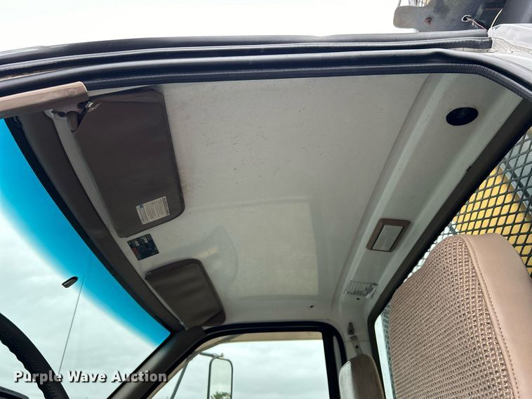 image for item OM9231 1995 Chevrolet  Kodiak  crane truck