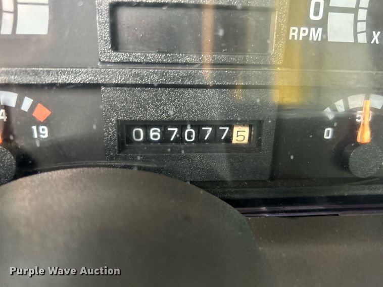 image for item OM9231 1995 Chevrolet  Kodiak  crane truck