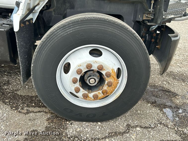 image for item OM9231 1995 Chevrolet  Kodiak  crane truck