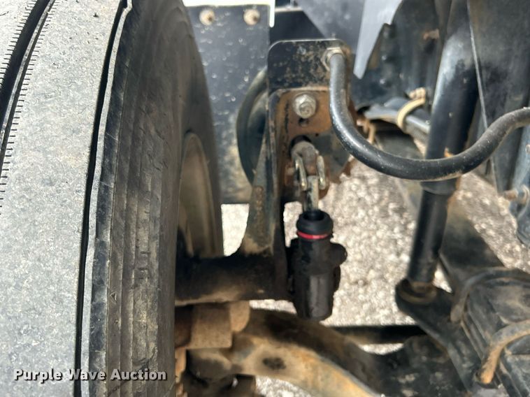 image for item OM9231 1995 Chevrolet  Kodiak  crane truck