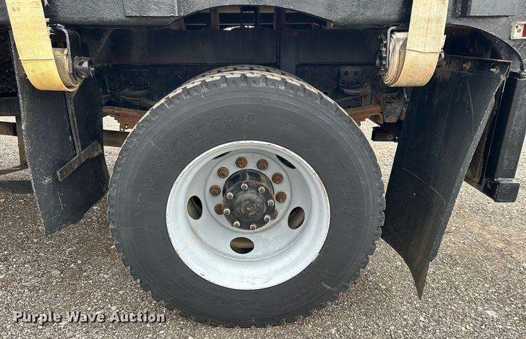 image for item OM9231 1995 Chevrolet  Kodiak  crane truck