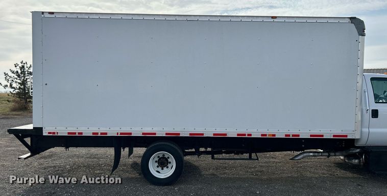 image for item OM9234 2016 Ford F650 Super Duty box truck