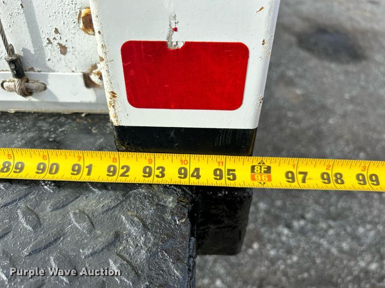 image for item OM9234 2016 Ford F650 Super Duty box truck