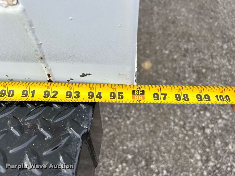 image for item OM9235 2016 Ford F650 Super Duty box truck