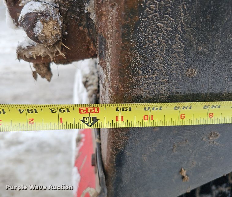 image for item DK0493 1997 Ford LT8000  dump truck