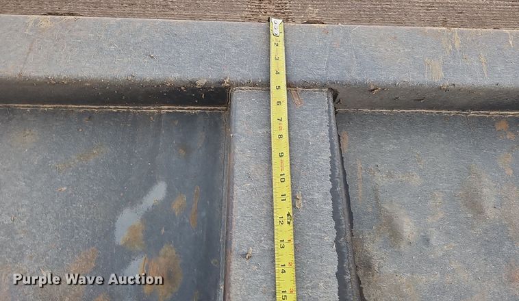 image for item DK0493 1997 Ford LT8000  dump truck