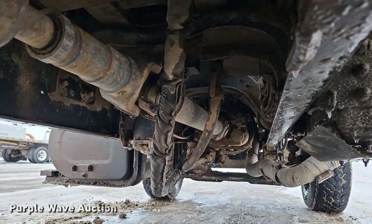 image for item DK0493 1997 Ford LT8000  dump truck