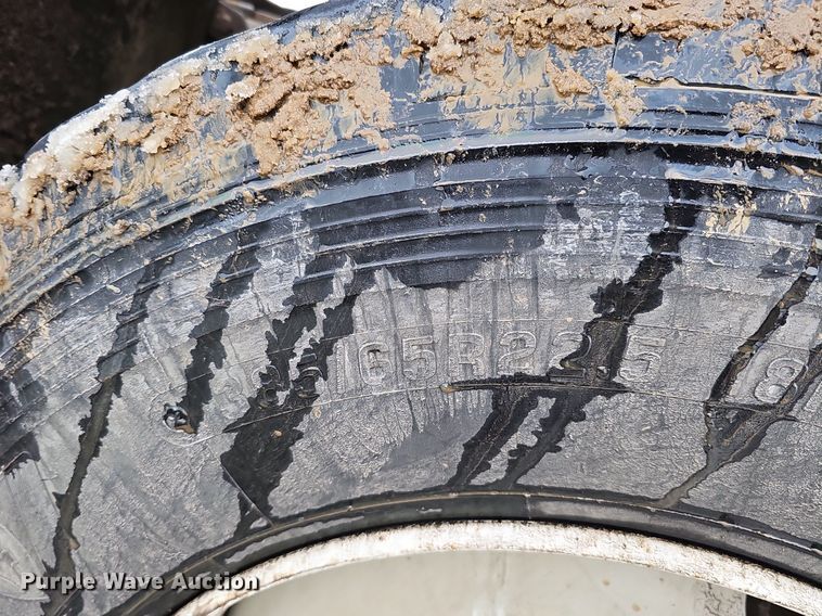 image for item DK0493 1997 Ford LT8000  dump truck