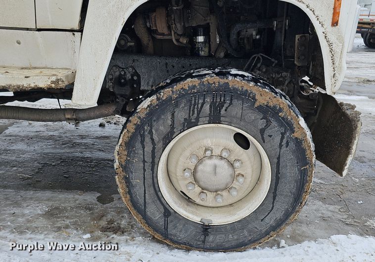 image for item DK0493 1997 Ford LT8000  dump truck