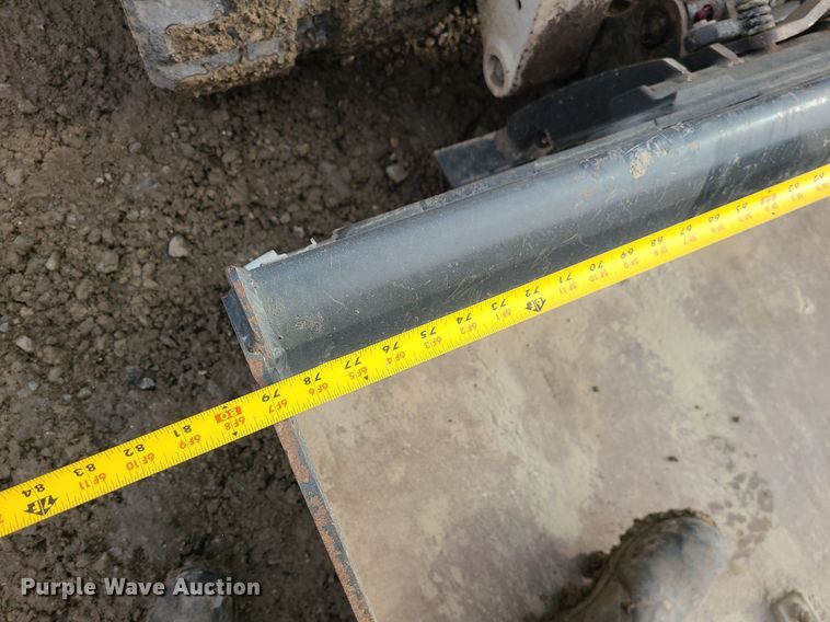 image for item DN8250 2020 Bobcat T770  tracked skid steer loader