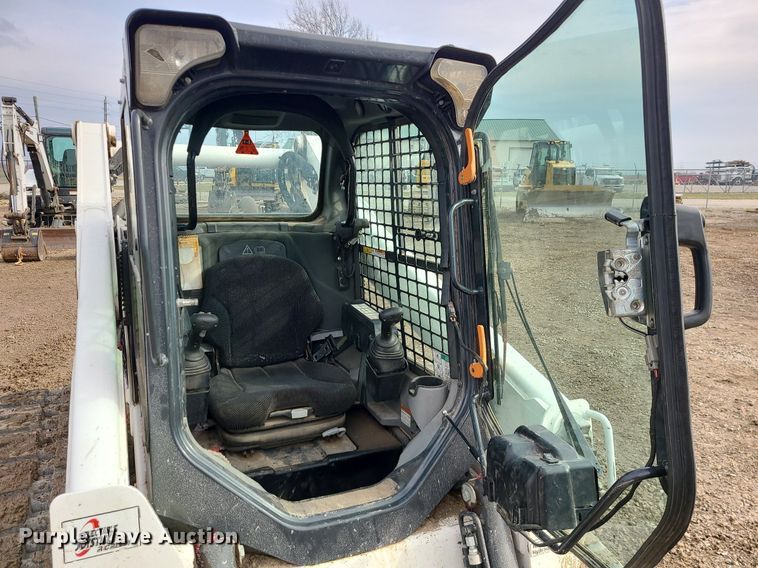 image for item DN8250 2020 Bobcat T770  tracked skid steer loader
