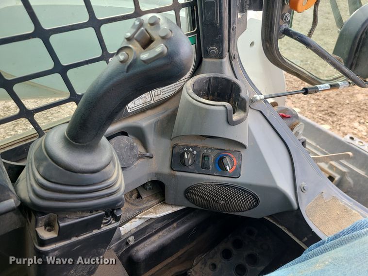 image for item DN8250 2020 Bobcat T770  tracked skid steer loader