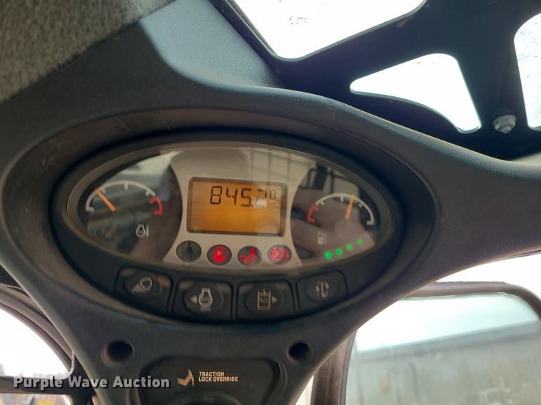 image for item DN8250 2020 Bobcat T770  tracked skid steer loader