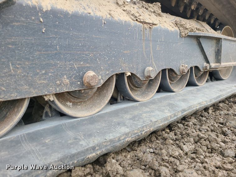 image for item DN8250 2020 Bobcat T770  tracked skid steer loader