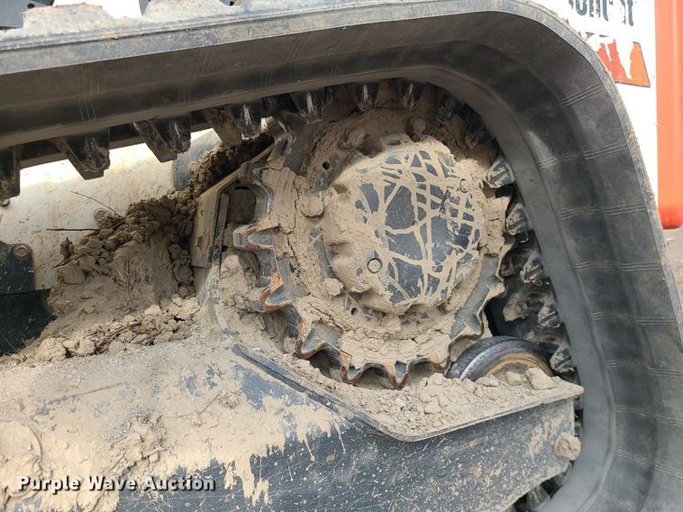 image for item DN8250 2020 Bobcat T770  tracked skid steer loader