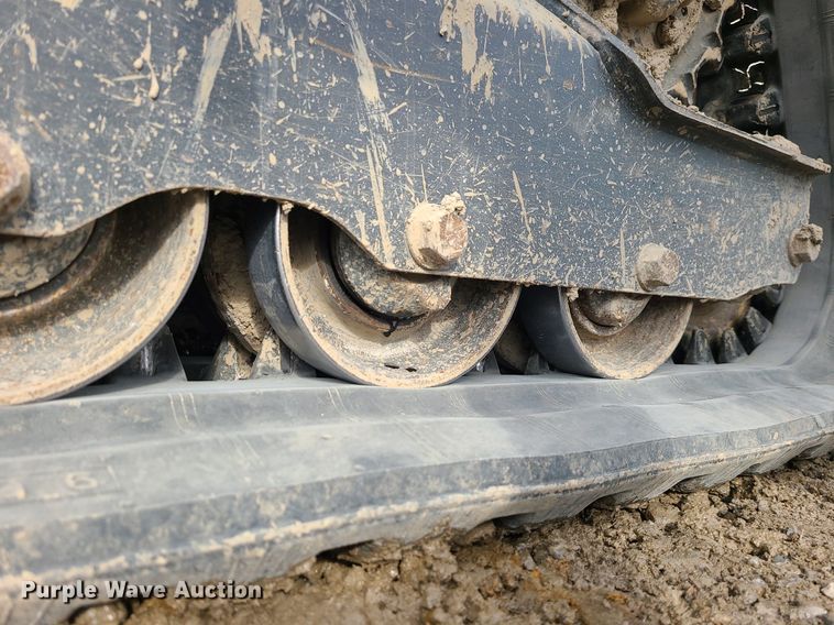 image for item DN8250 2020 Bobcat T770  tracked skid steer loader