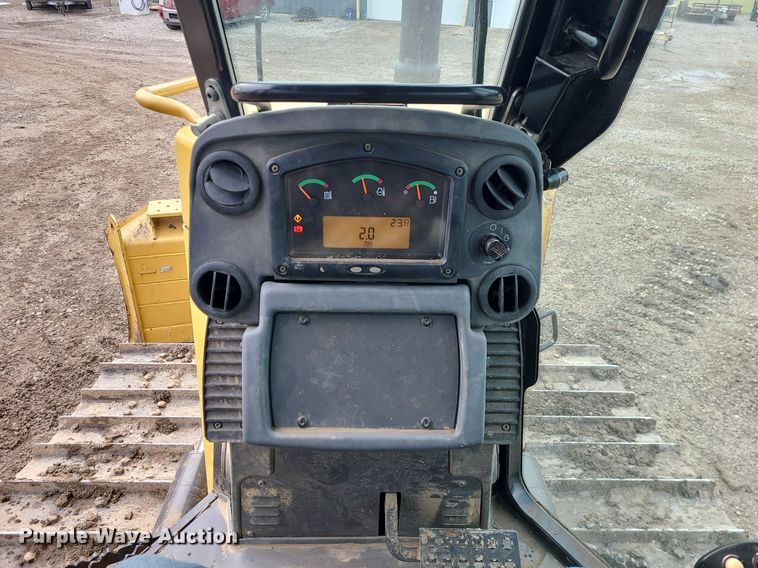 image for item DN8264 2014 Caterpillar D6K2 XL  dozer