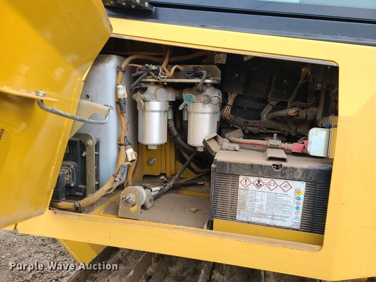 image for item DN8264 2014 Caterpillar D6K2 XL  dozer