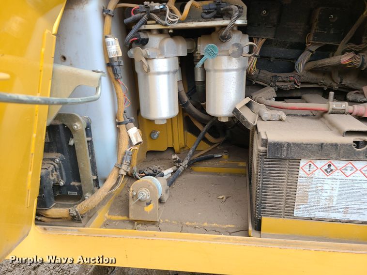 image for item DN8264 2014 Caterpillar D6K2 XL  dozer