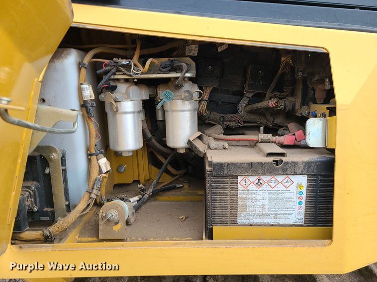 image for item DN8264 2014 Caterpillar D6K2 XL  dozer