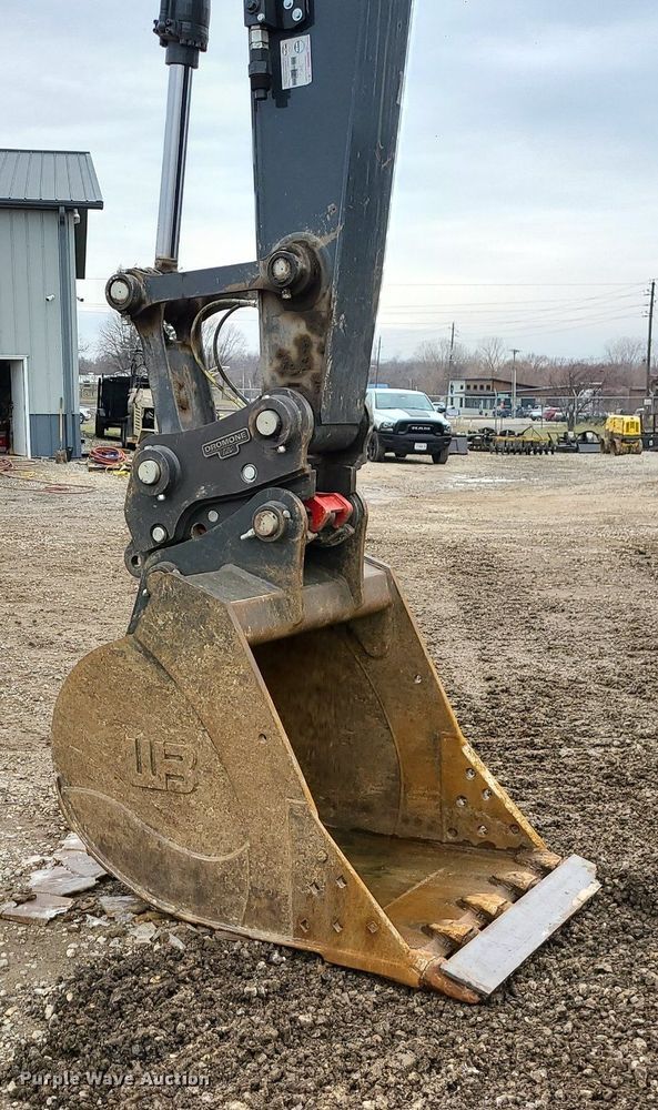 image for item DN8265 2022 John Deere 200G  excavator