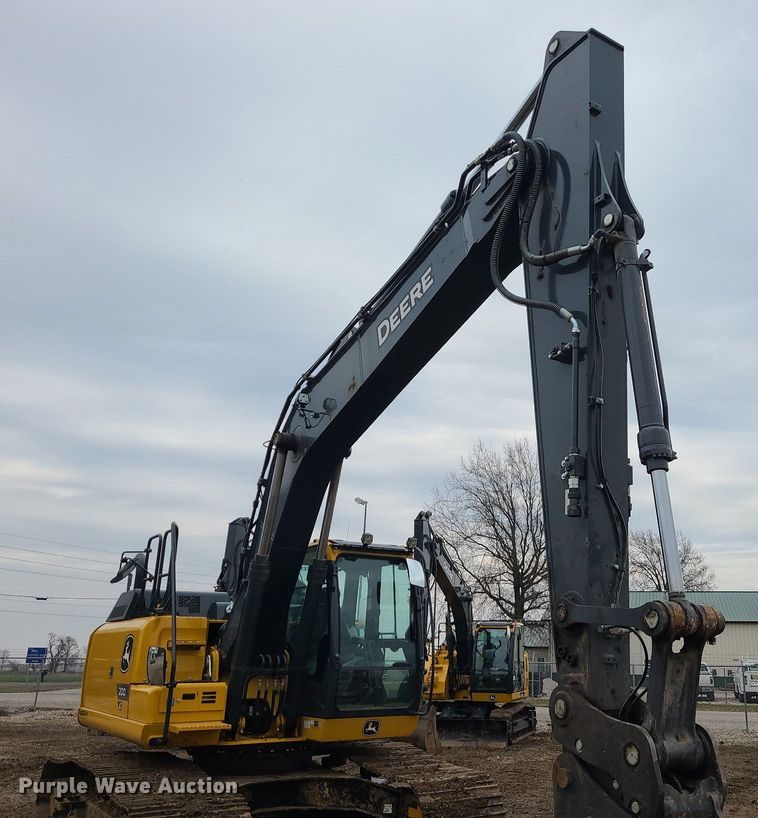 image for item DN8265 2022 John Deere 200G  excavator