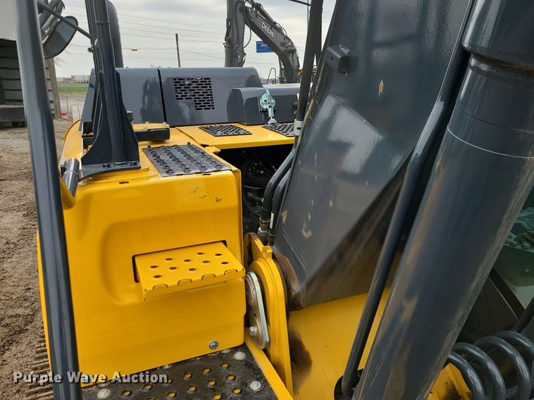 image for item DN8265 2022 John Deere 200G  excavator