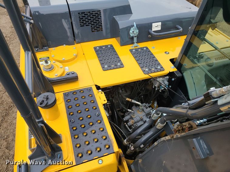 image for item DN8265 2022 John Deere 200G  excavator