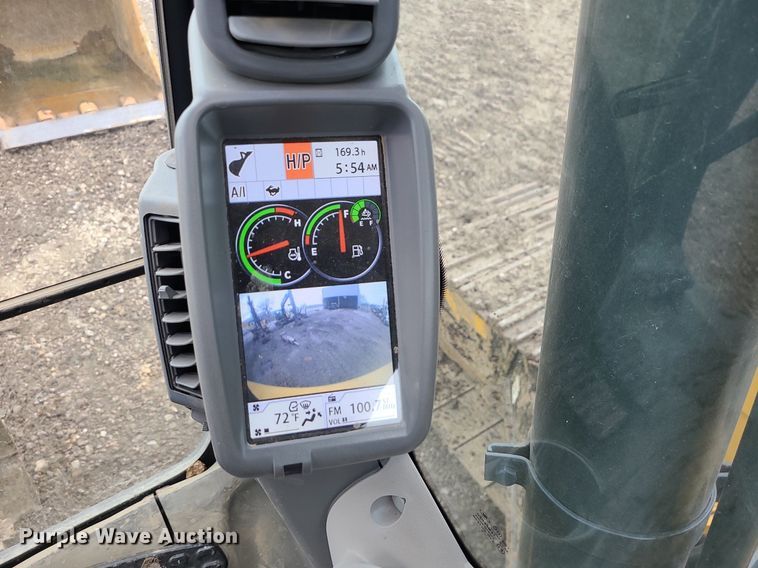 image for item DN8265 2022 John Deere 200G  excavator