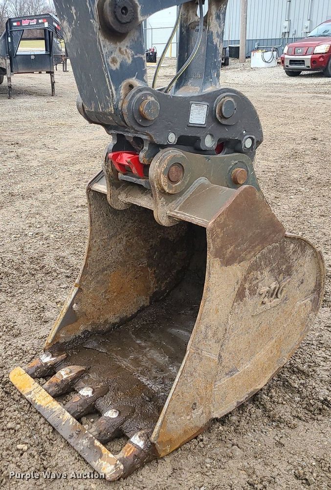 image for item DN8266 2022 John Deere 135G  excavator