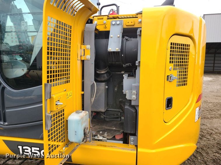 image for item DN8266 2022 John Deere 135G  excavator