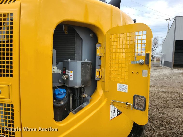 image for item DN8266 2022 John Deere 135G  excavator