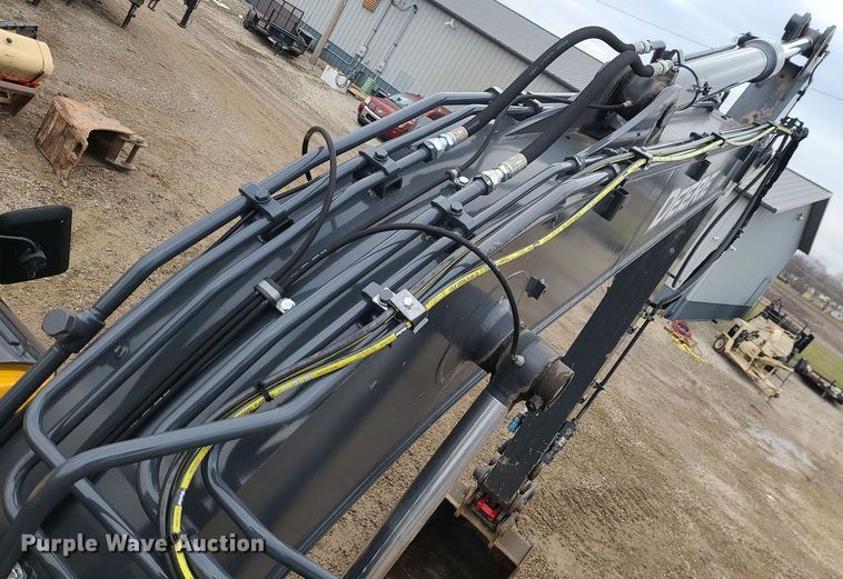 image for item DN8266 2022 John Deere 135G  excavator