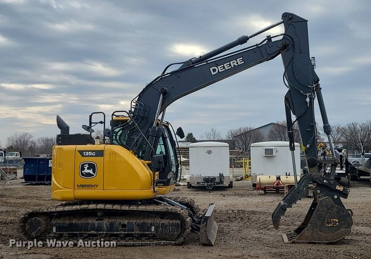 image for item DN8267 2022 John Deere 135G  excavator