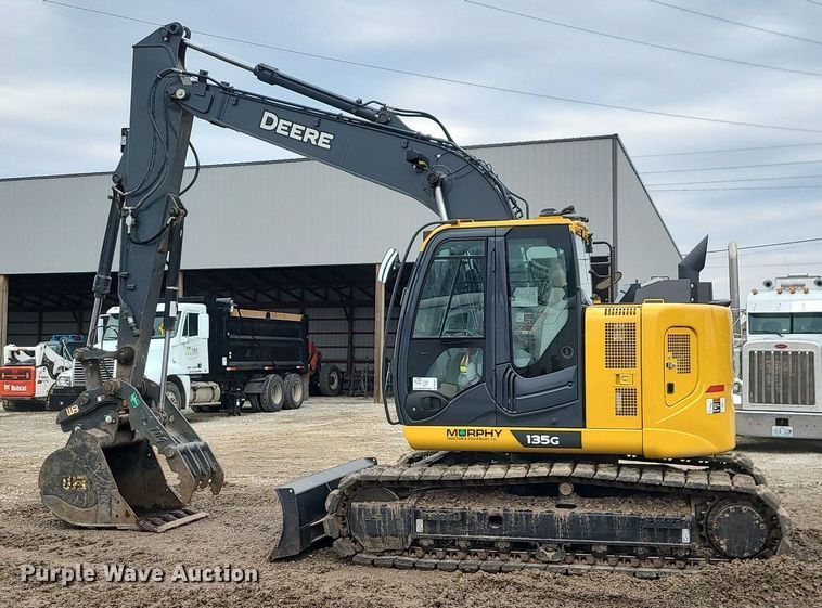 image for item DN8267 2022 John Deere 135G  excavator