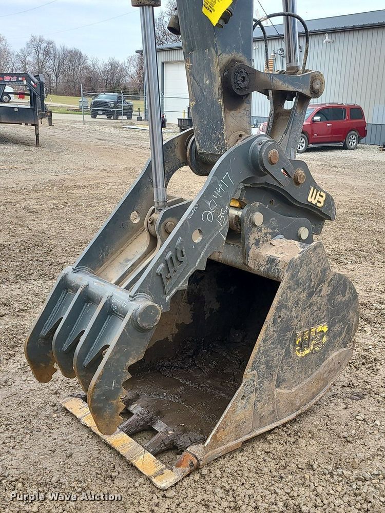 image for item DN8267 2022 John Deere 135G  excavator