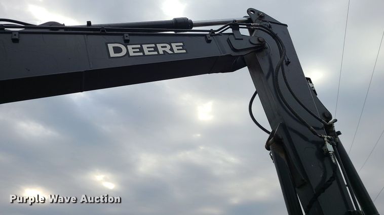 image for item DN8267 2022 John Deere 135G  excavator