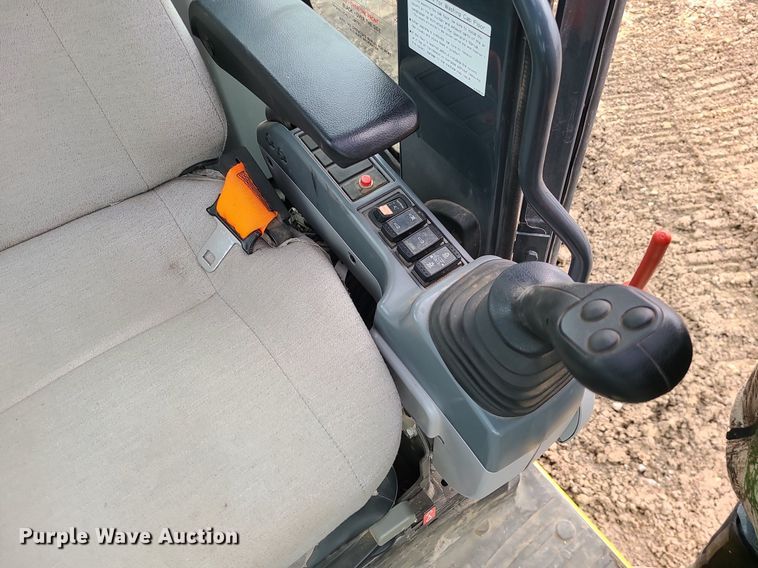 image for item DN8267 2022 John Deere 135G  excavator