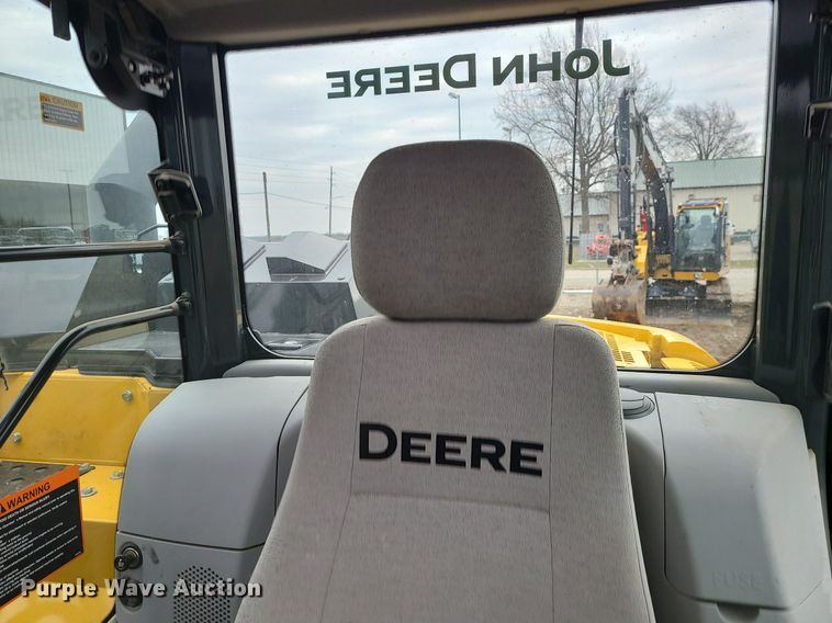 image for item DN8267 2022 John Deere 135G  excavator
