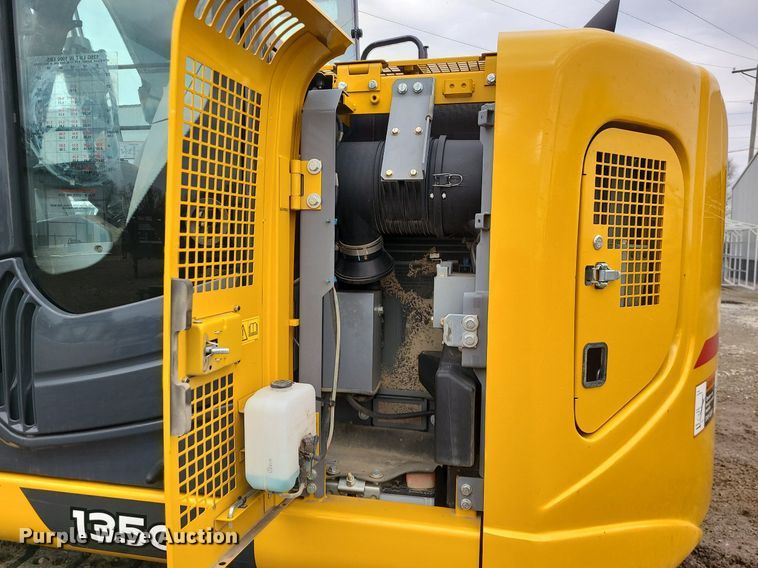 image for item DN8267 2022 John Deere 135G  excavator