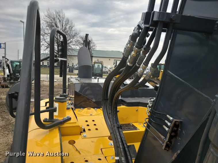 image for item DN8267 2022 John Deere 135G  excavator