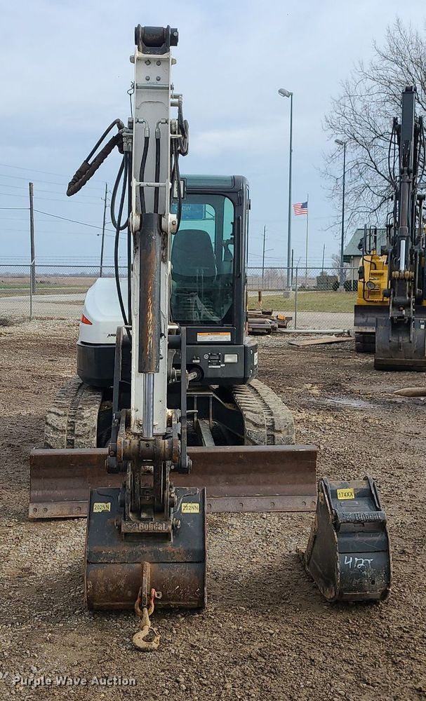 image for item DN8268 2019 Bobcat E55  mini excavator