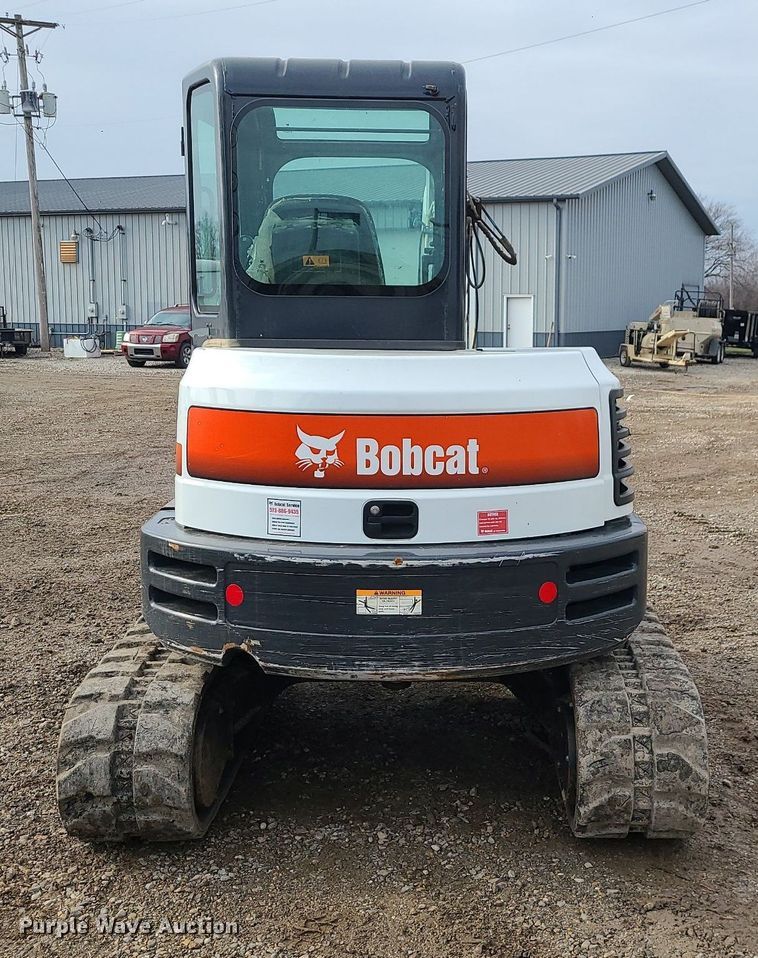 image for item DN8268 2019 Bobcat E55  mini excavator