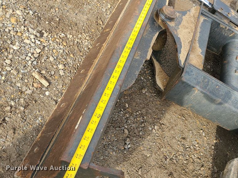 image for item DN8268 2019 Bobcat E55  mini excavator