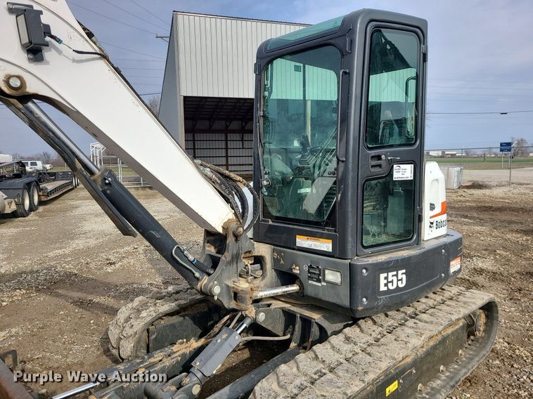 image for item DN8268 2019 Bobcat E55  mini excavator