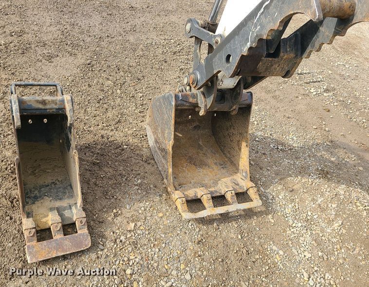 image for item DN8268 2019 Bobcat E55  mini excavator