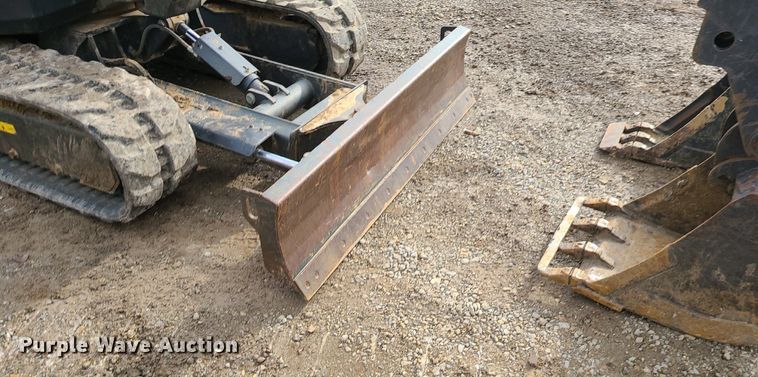 image for item DN8268 2019 Bobcat E55  mini excavator